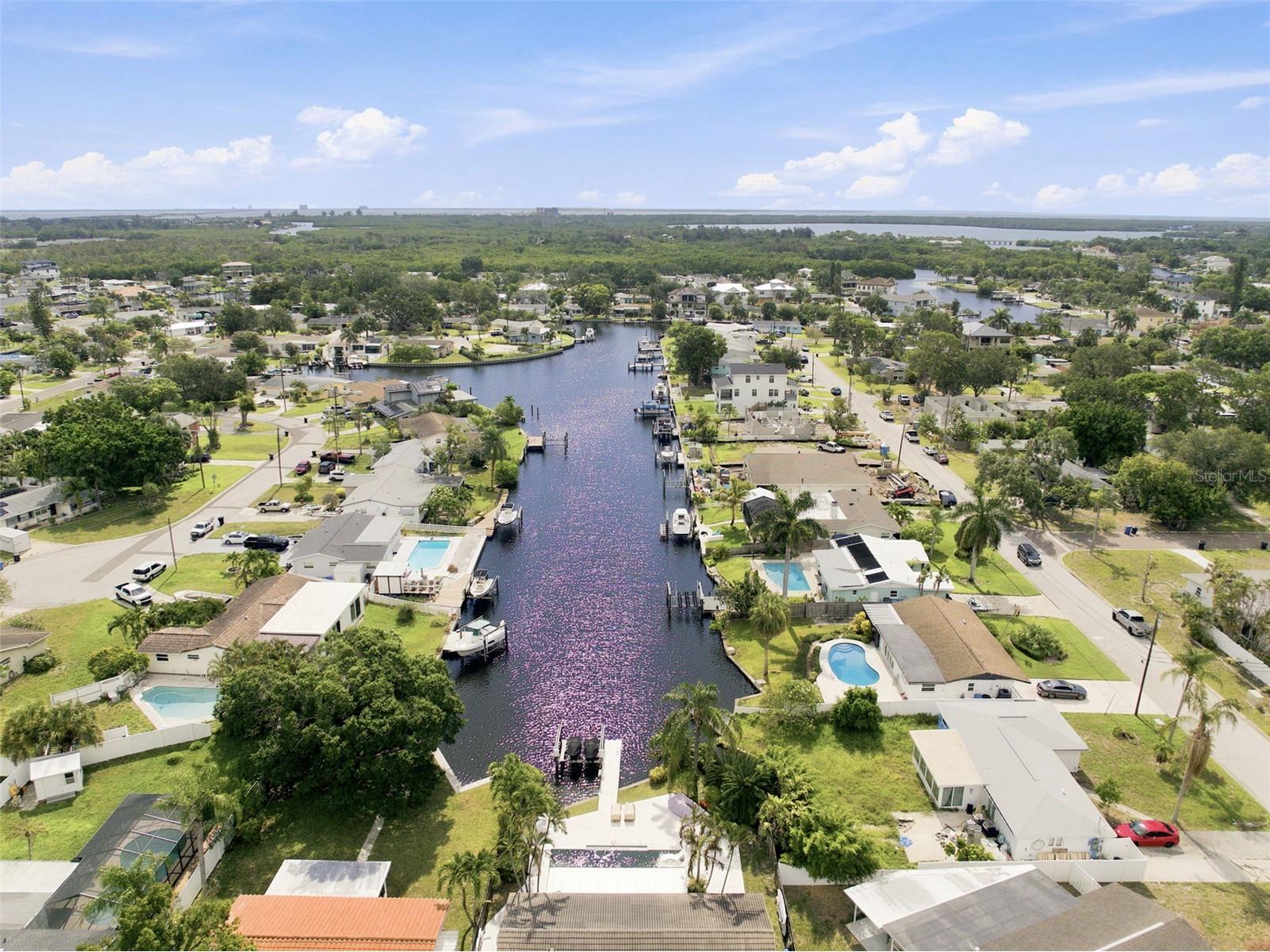 101 92nd Avenue N Saint Petersburg FL 33702 TB8525778 image4