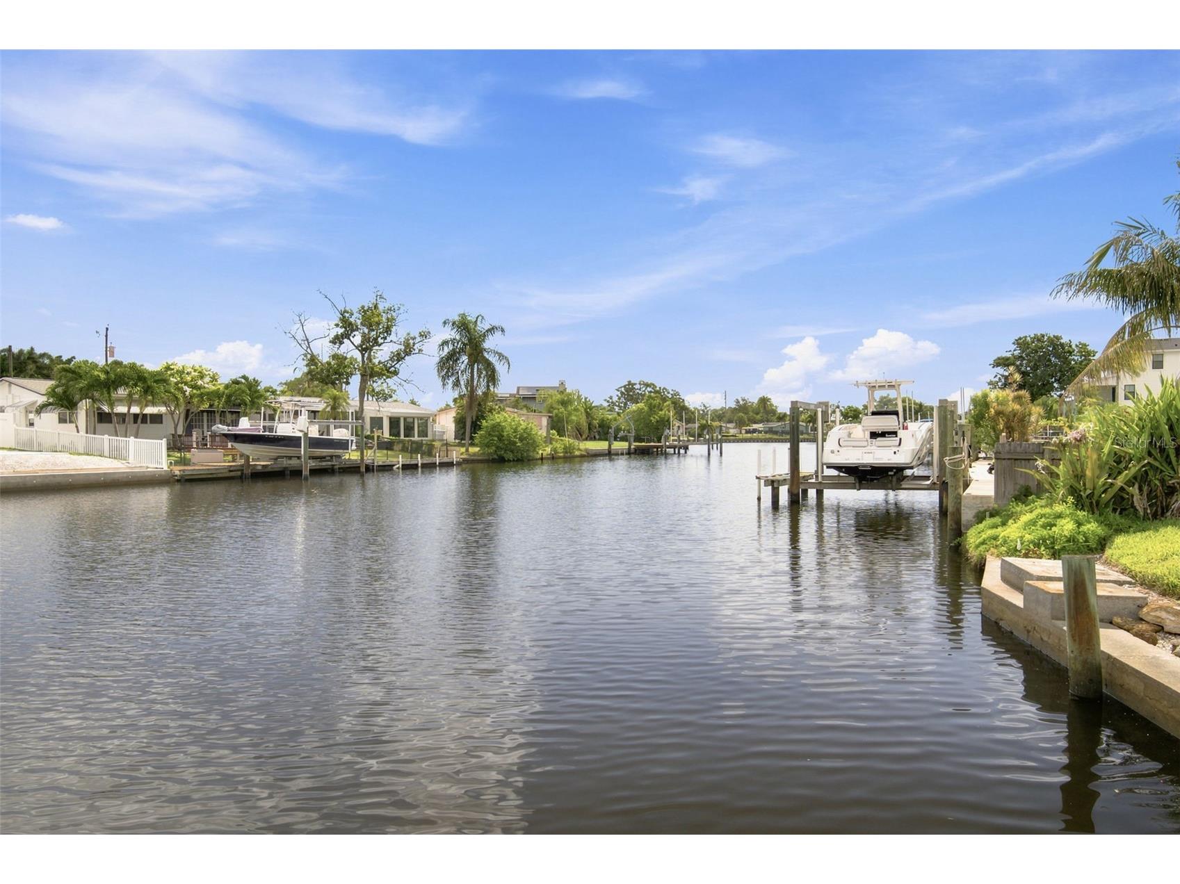 101 92nd Avenue N Saint Petersburg FL 33702 TB8525778 image43