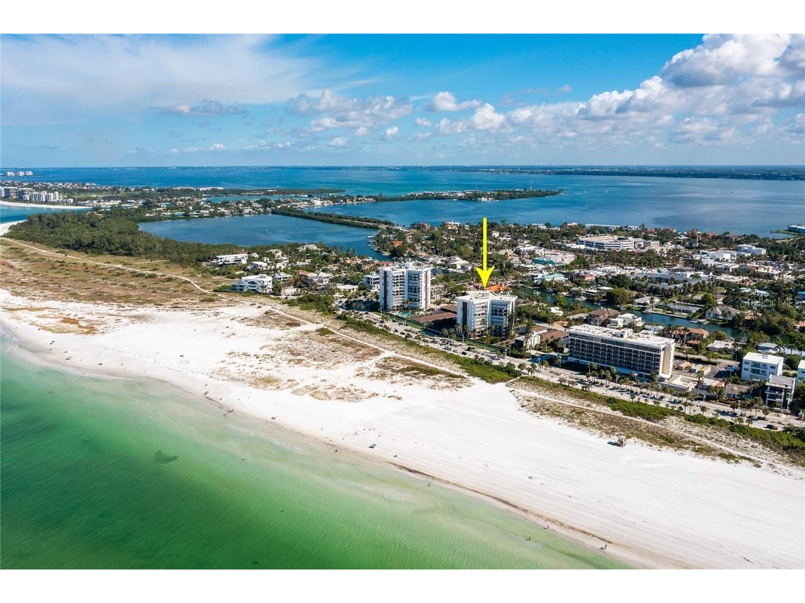 101 Benjamin Franklin Drive #26 Sarasota FL 34236 W7858068 image1