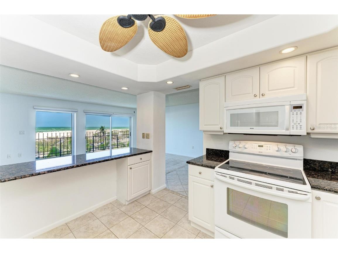 101 Benjamin Franklin Drive #46 Sarasota FL 34236 - GULF OF AMERICA A4648942 image15