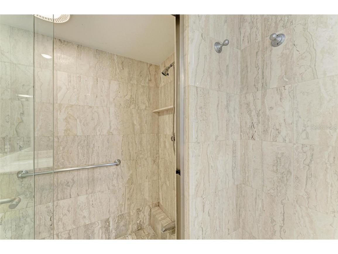 101 Benjamin Franklin Drive #46 Sarasota FL 34236 - GULF OF AMERICA A4648942 image23