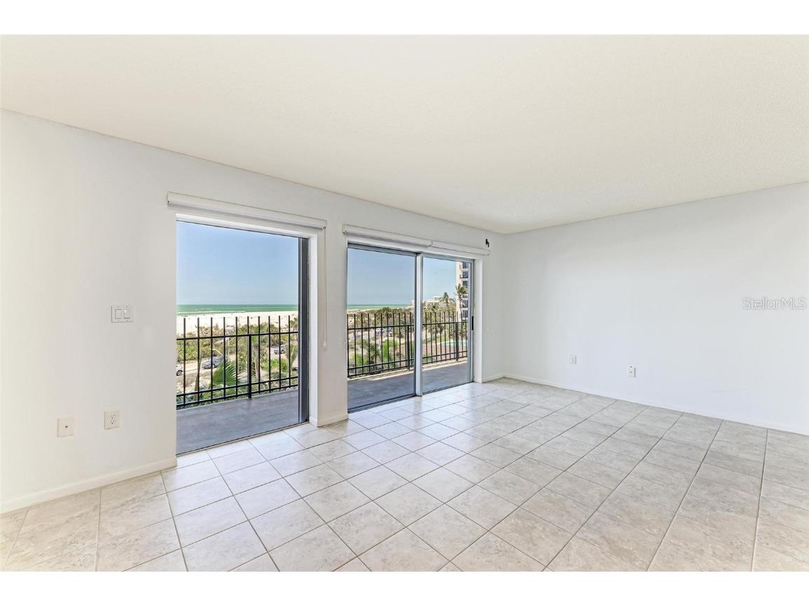 101 Benjamin Franklin Drive #46 Sarasota FL 34236 - GULF OF AMERICA A4648942 image29