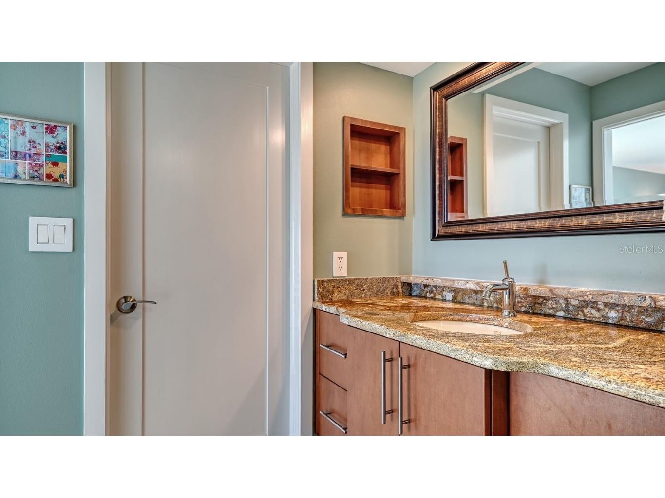 101 Benjamin Franklin Drive #54 Sarasota FL 34236 - SARASOTA BAY A4668252 image24