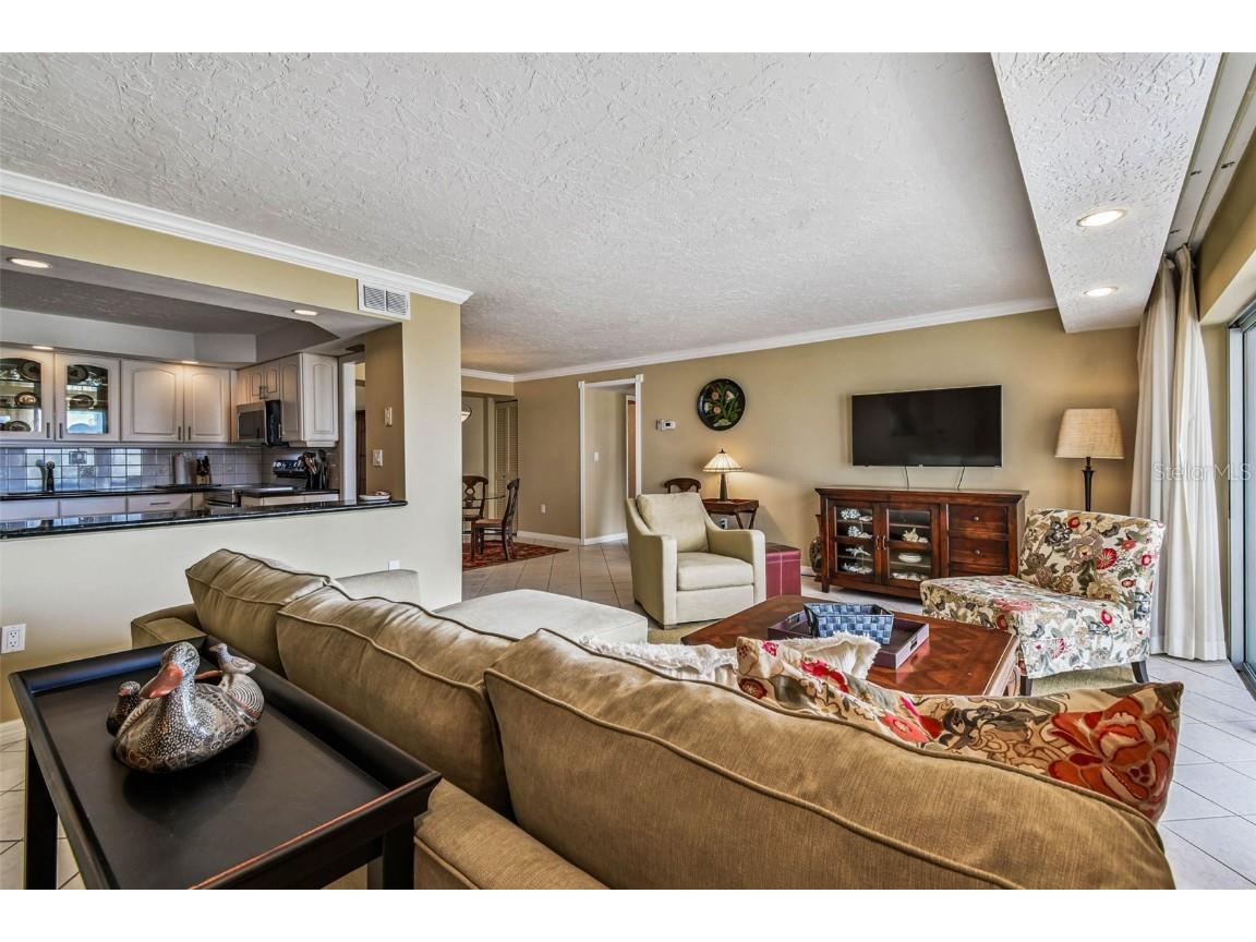 101 Benjamin Franklin Drive #61 Sarasota FL 34236 TB8424965 image15