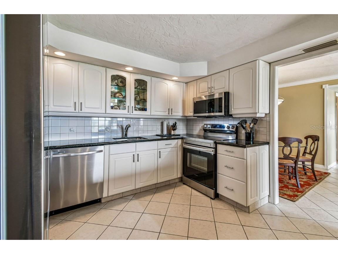 101 Benjamin Franklin Drive #61 Sarasota FL 34236 TB8424965 image22