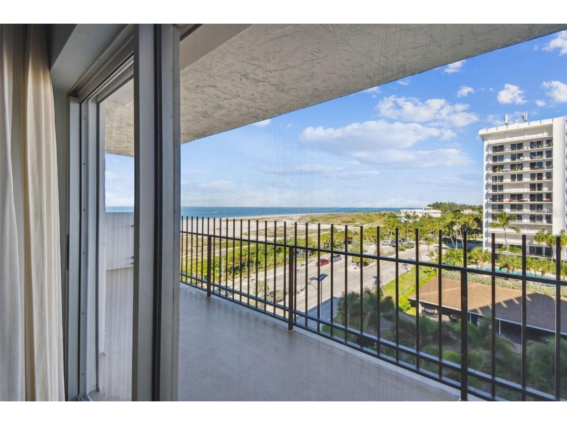 101 Benjamin Franklin Drive #61 Sarasota FL 34236 TB8424965 image27