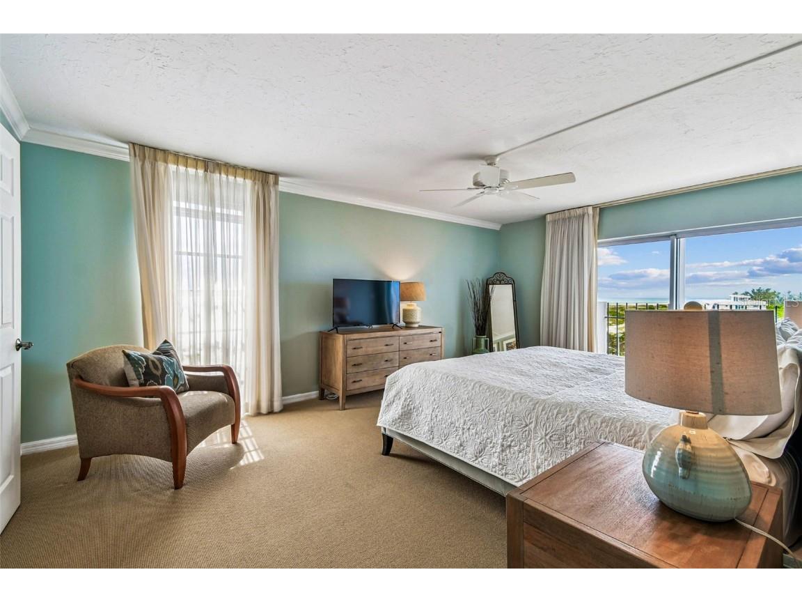 101 Benjamin Franklin Drive #61 Sarasota FL 34236 TB8424965 image34