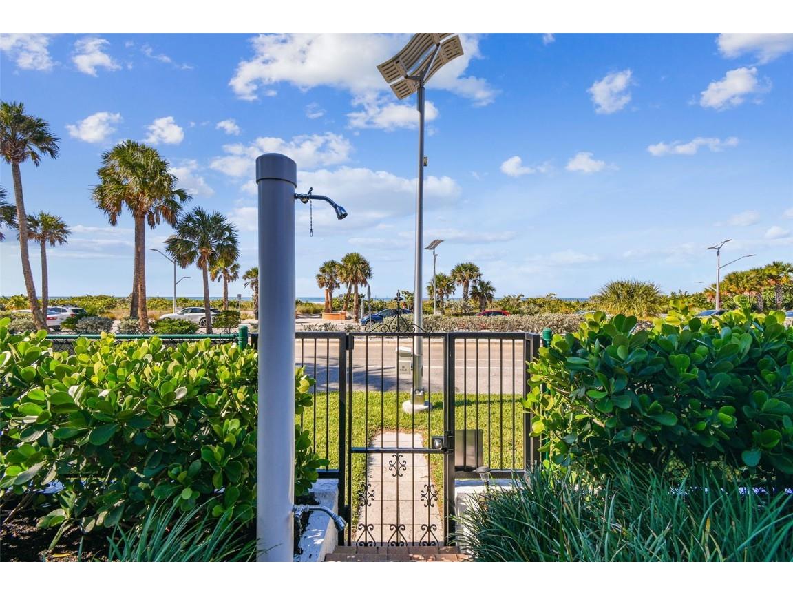 101 Benjamin Franklin Drive #61 Sarasota FL 34236 TB8424965 image47