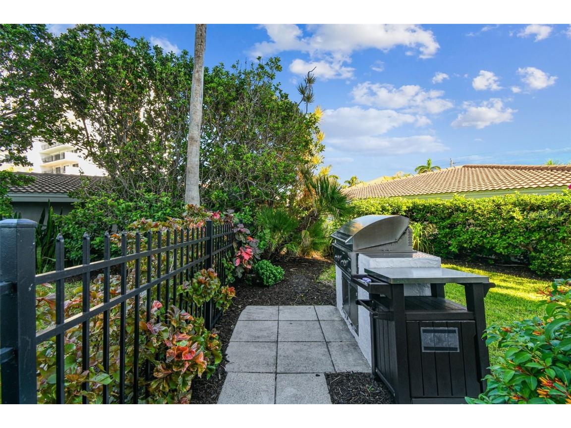 101 Benjamin Franklin Drive #61 Sarasota FL 34236 TB8424965 image50