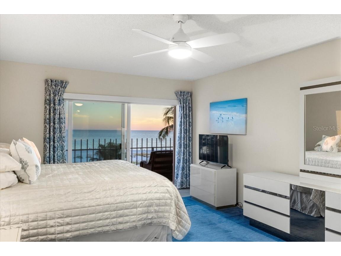 101 Benjamin Franklin Drive #63 Sarasota FL 34236 A4668335 image23