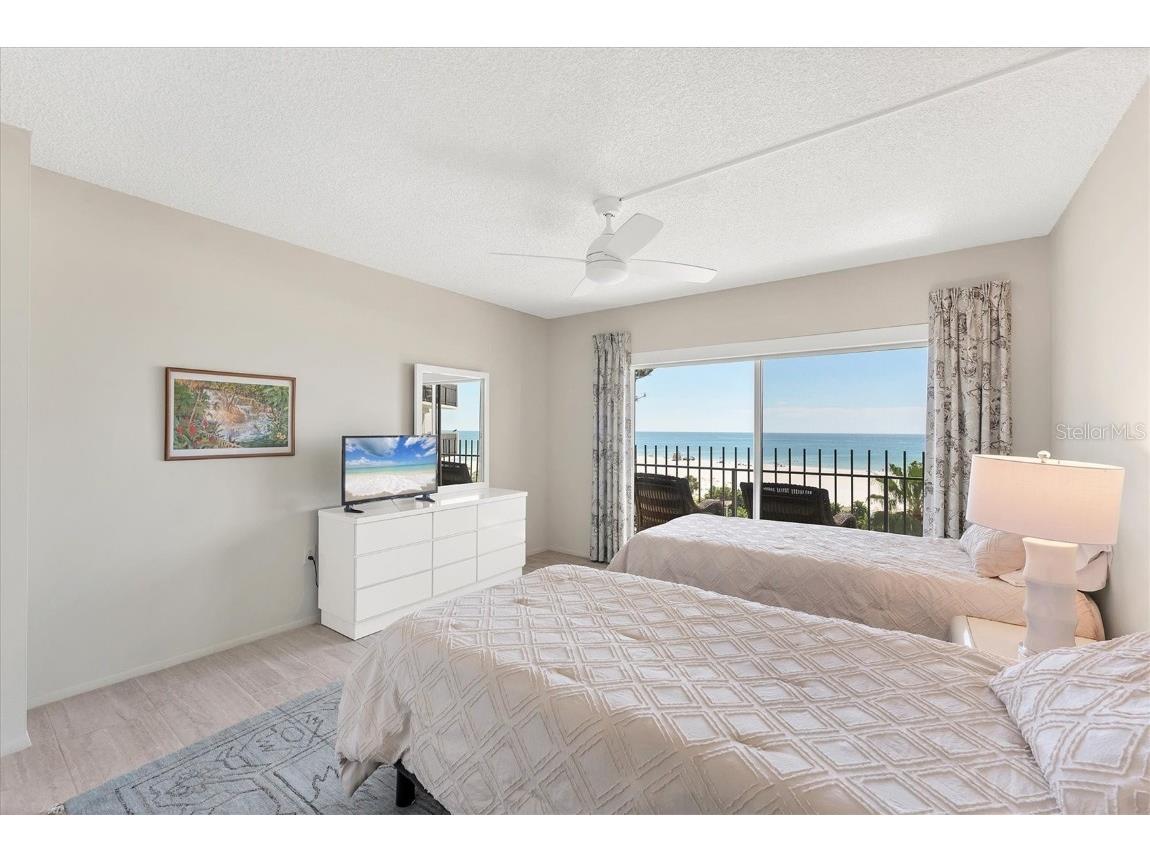 101 Benjamin Franklin Drive #63 Sarasota FL 34236 A4668335 image35