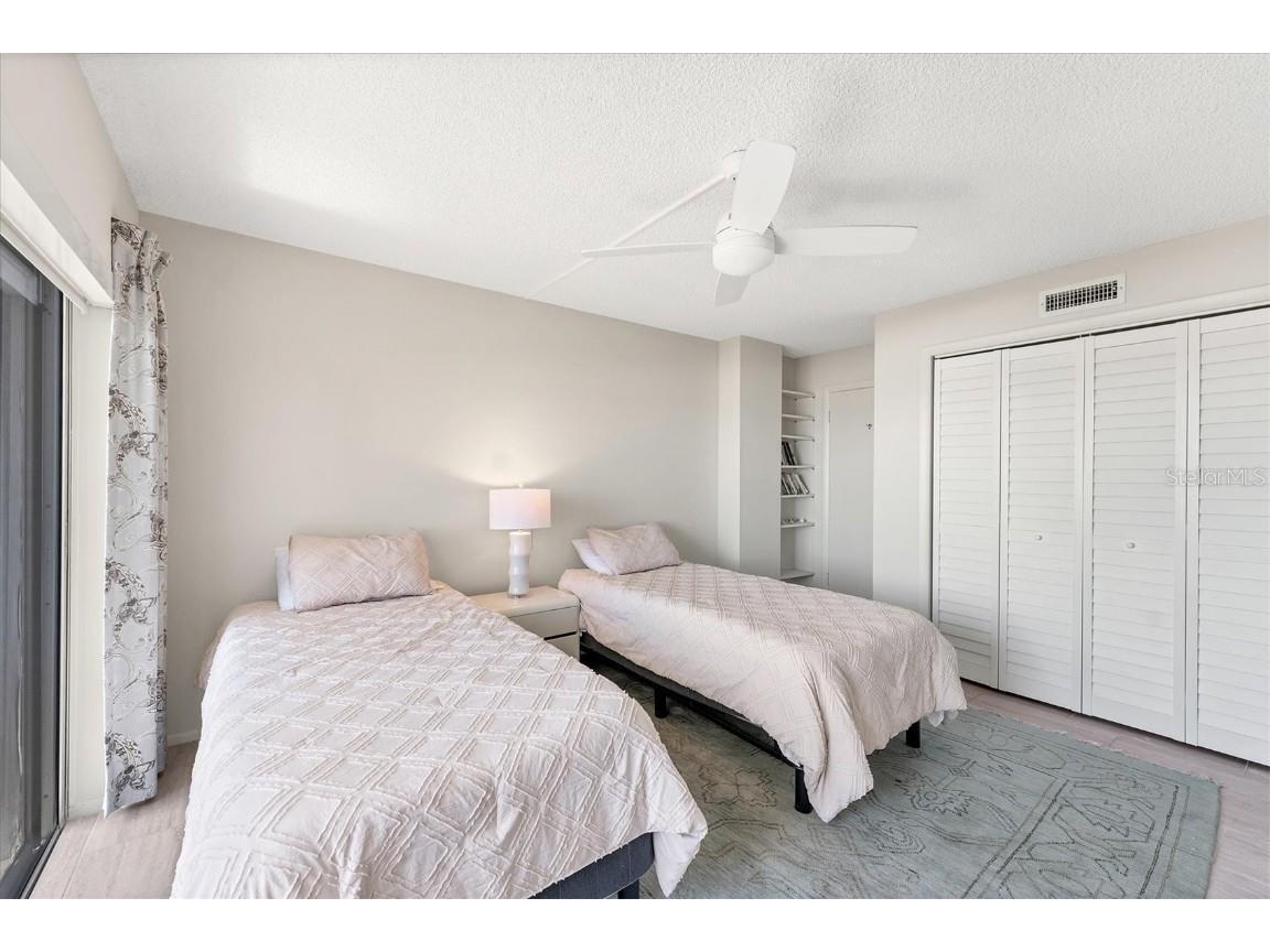 101 Benjamin Franklin Drive #63 Sarasota FL 34236 A4668335 image36