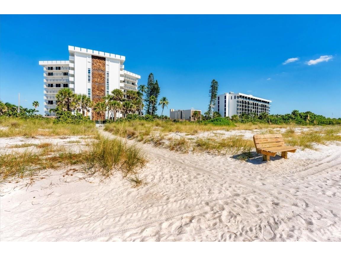 101 Benjamin Franklin Drive #63 Sarasota FL 34236 A4668335 image51