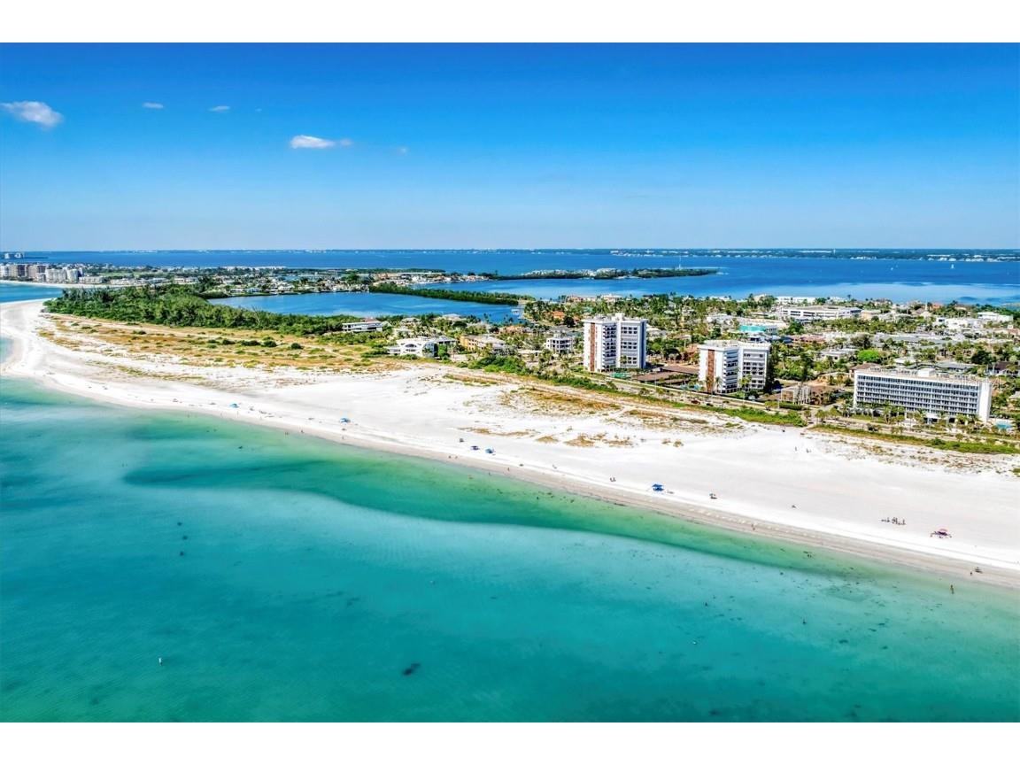 101 Benjamin Franklin Drive #63 Sarasota FL 34236 A4668335 image54