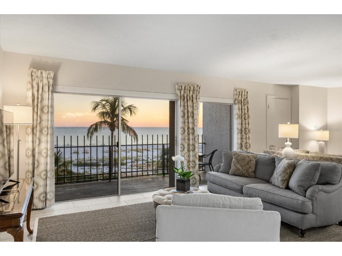 101 Benjamin Franklin Drive #63 Sarasota FL 34236 A4668335 image8