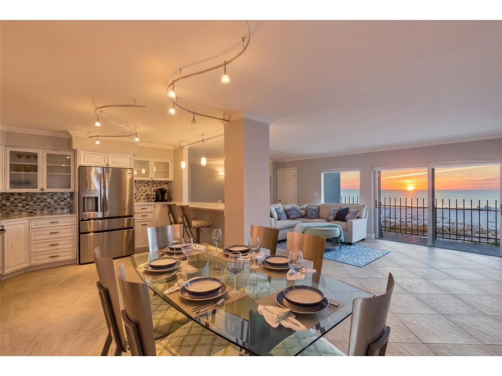 101 Benjamin Franklin Drive #66 Sarasota FL 34236 - GULF A4682218 image1