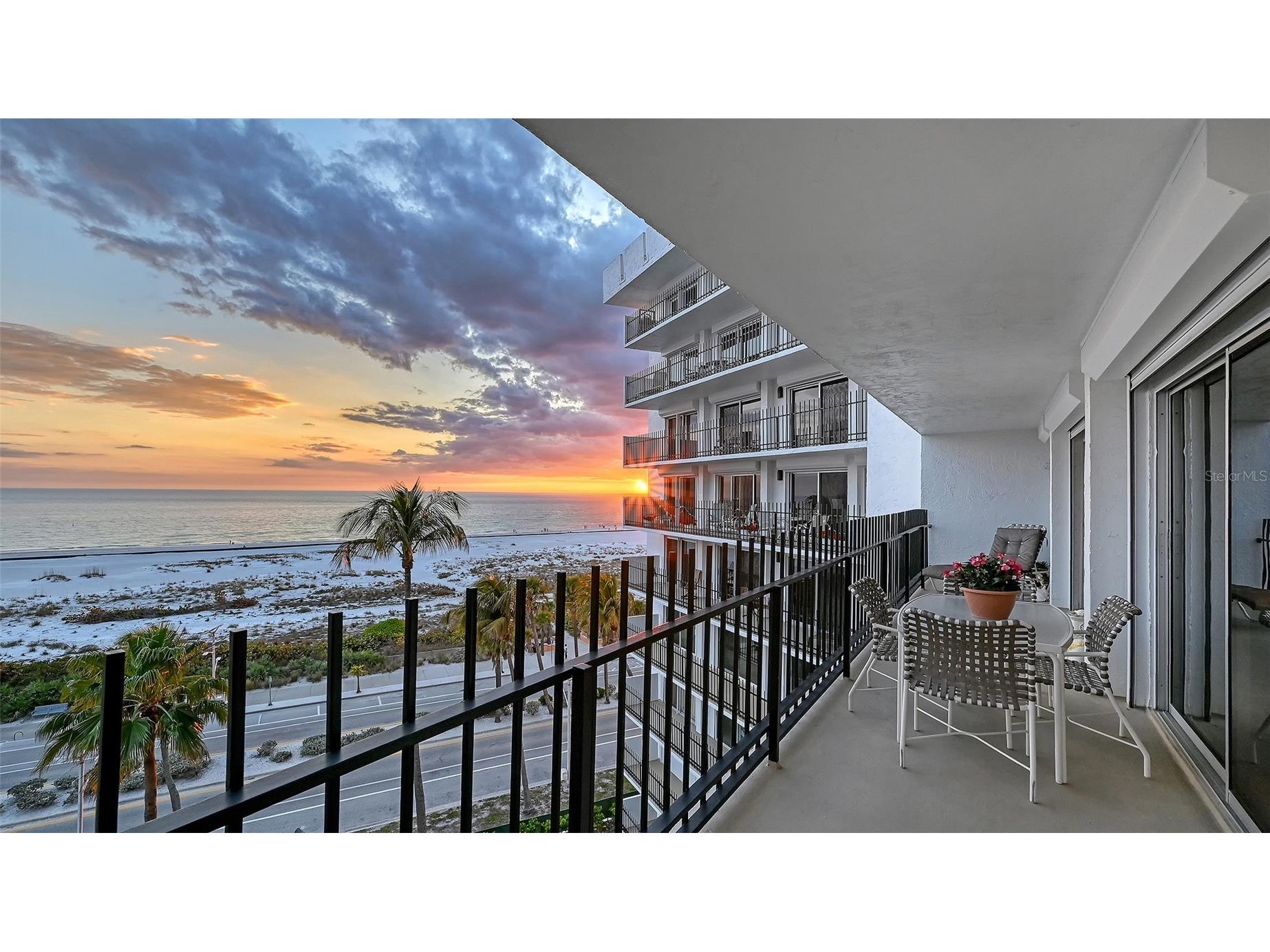 101 Benjamin Franklin Drive #73 Sarasota FL 34236 - GULF OF MEXICO A4684981 image1