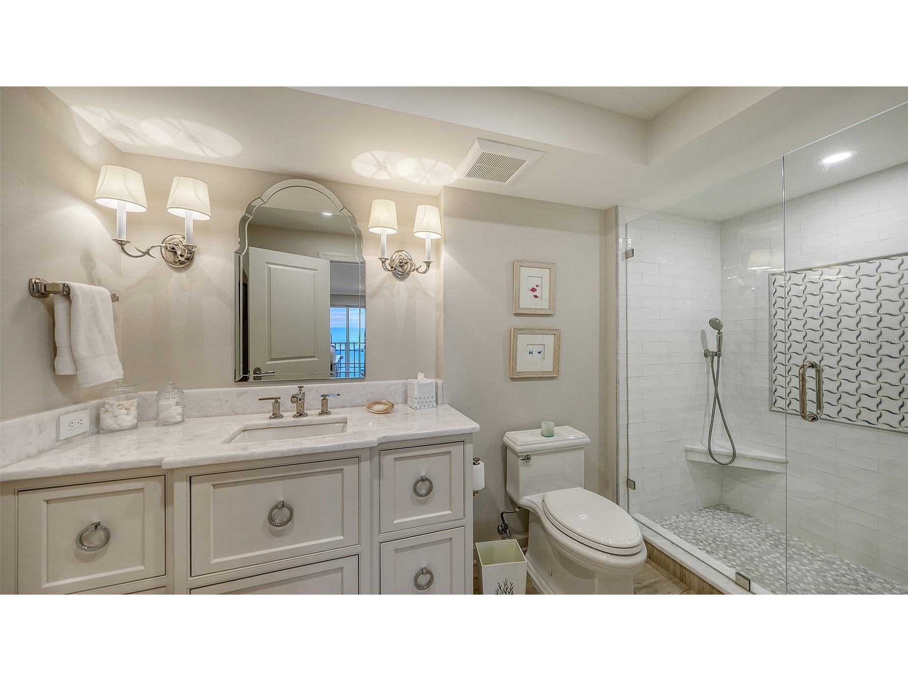101 Benjamin Franklin Drive #85 & 86 Sarasota FL 34236 A4692002 image29