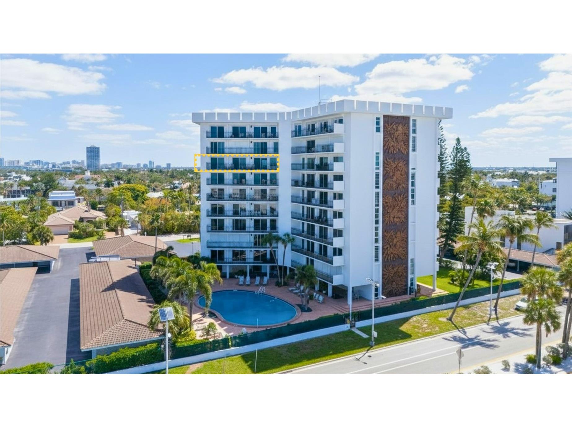 101 Benjamin Franklin Drive #85 & 86 Sarasota FL 34236 A4692002 image3