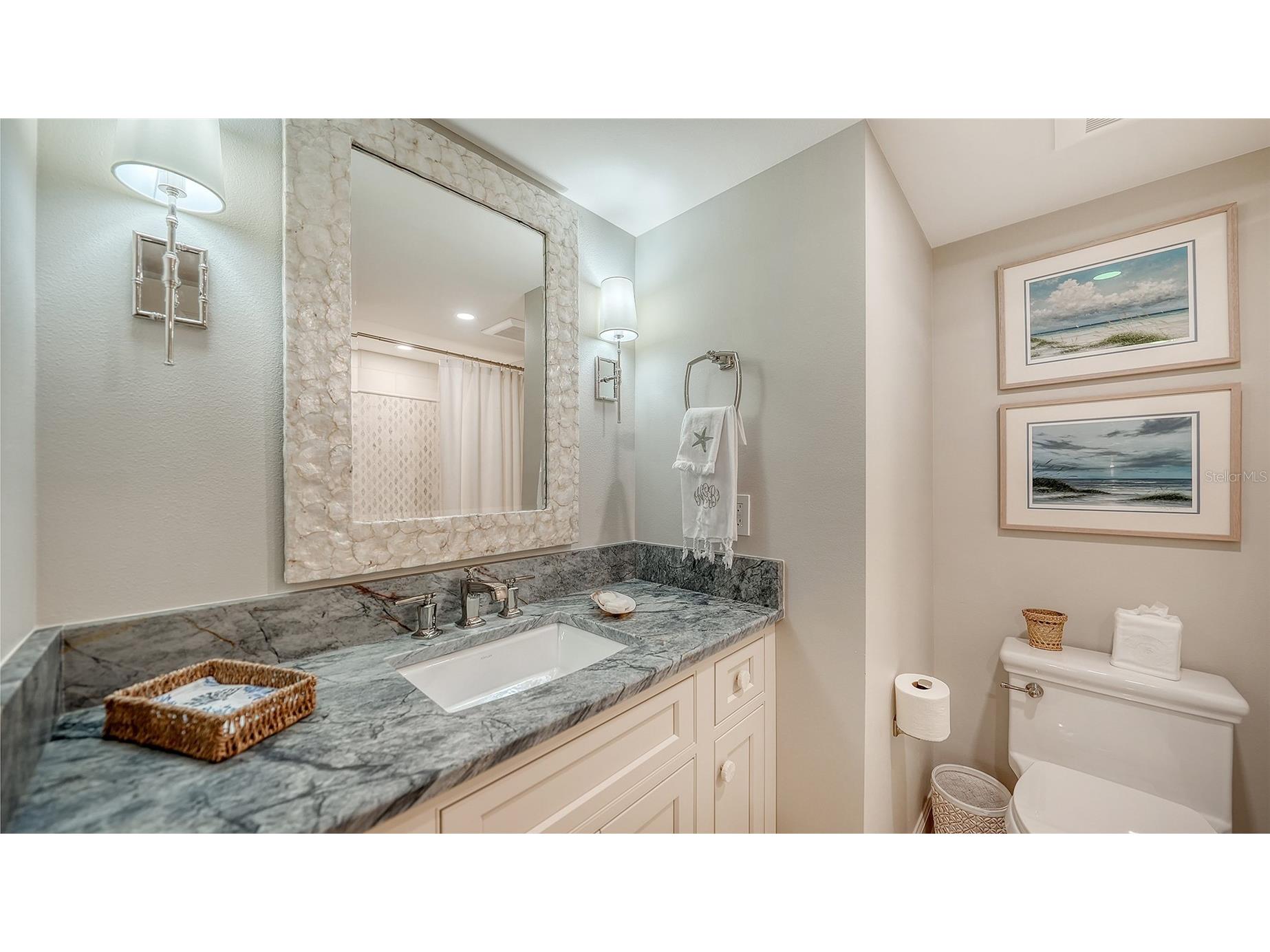 101 Benjamin Franklin Drive #85 & 86 Sarasota FL 34236 A4692002 image31