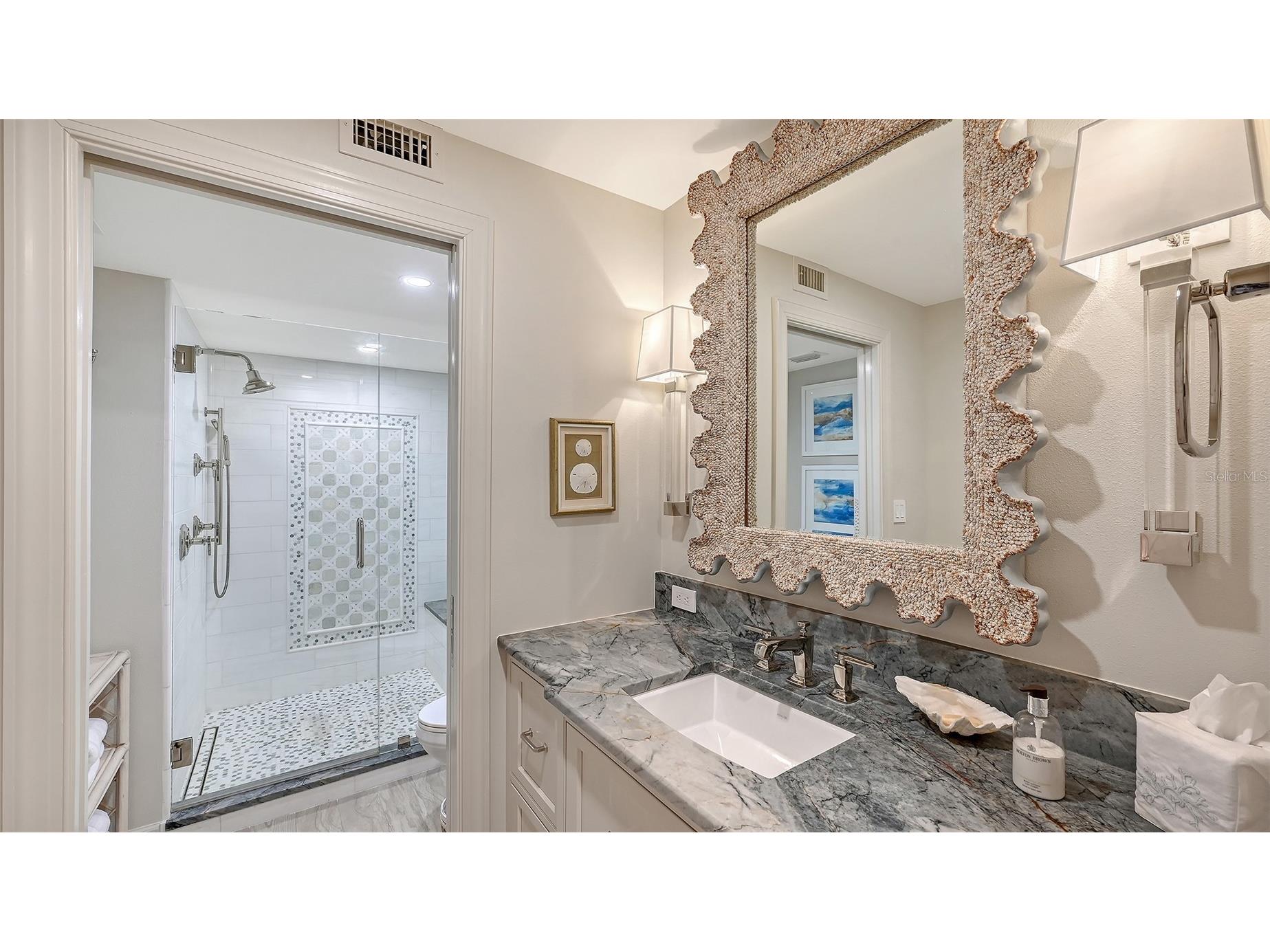 101 Benjamin Franklin Drive #85 & 86 Sarasota FL 34236 A4692002 image34