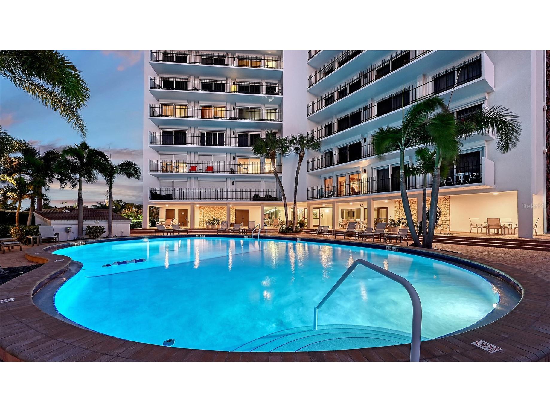 101 Benjamin Franklin Drive #85 & 86 Sarasota FL 34236 A4692002 image44