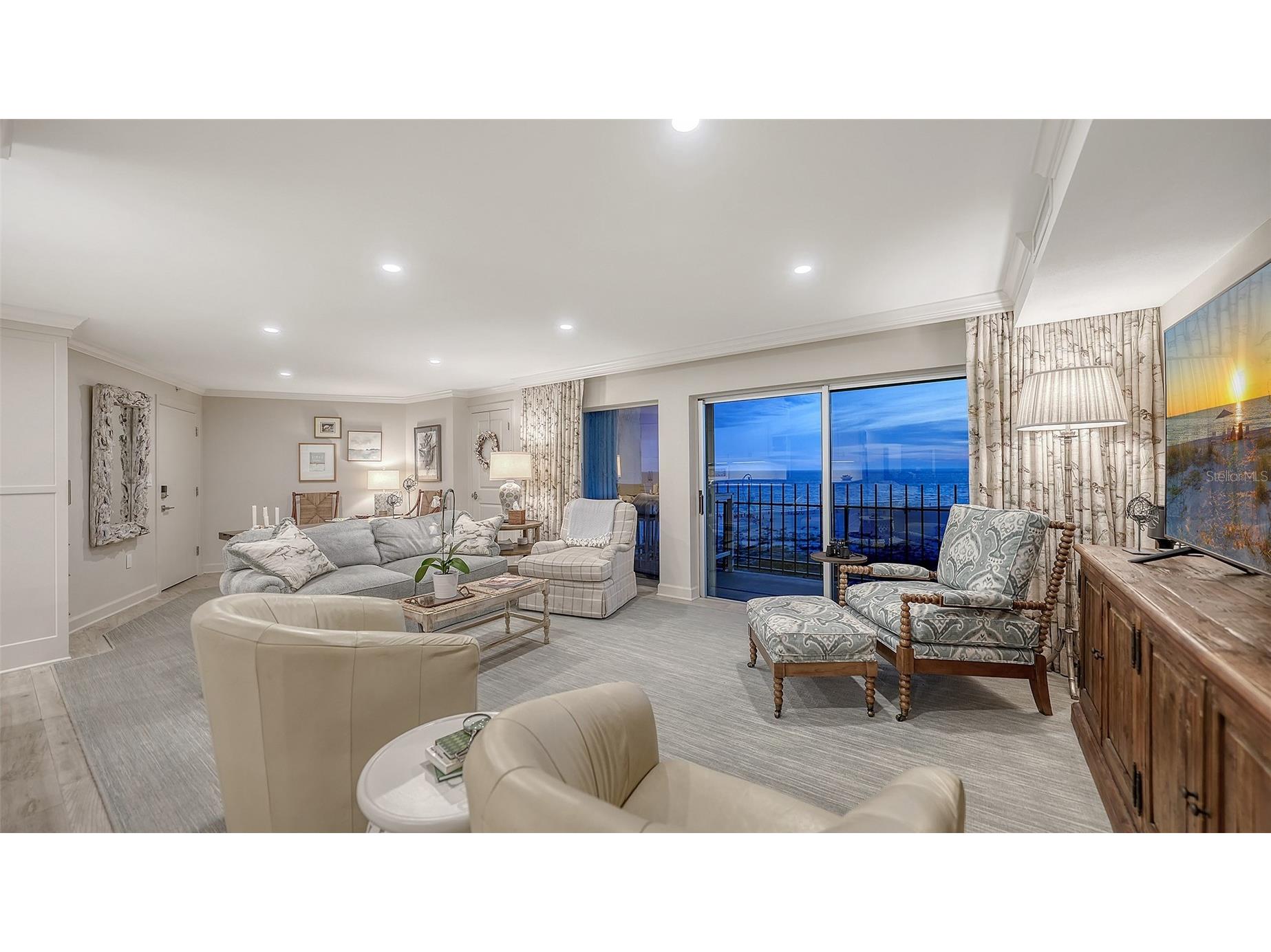 101 Benjamin Franklin Drive #85 & 86 Sarasota FL 34236 A4692002 image6