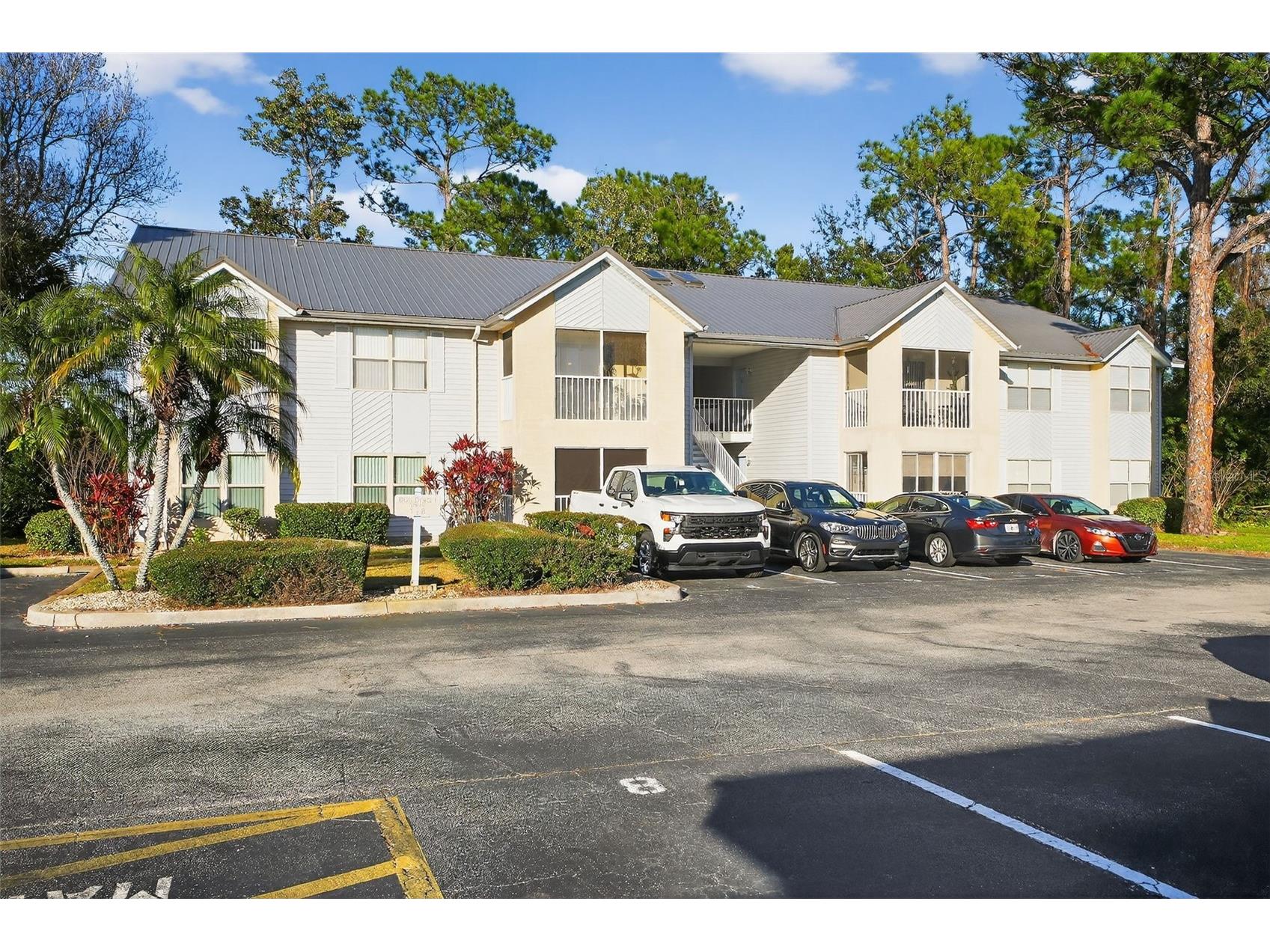 101 Bent Tree Drive #5 Daytona Beach FL 32114 V4947035 image1