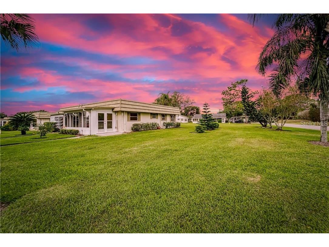 101 Cambridge Trail #193 Sun City Center FL 33573 TB8433916 image1