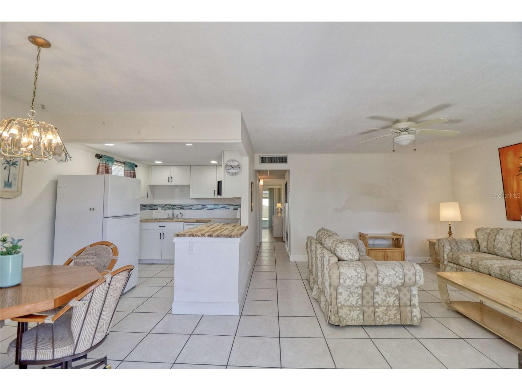 101 Cambridge Trail #196 Sun City Center FL 33573 A4691613 image2