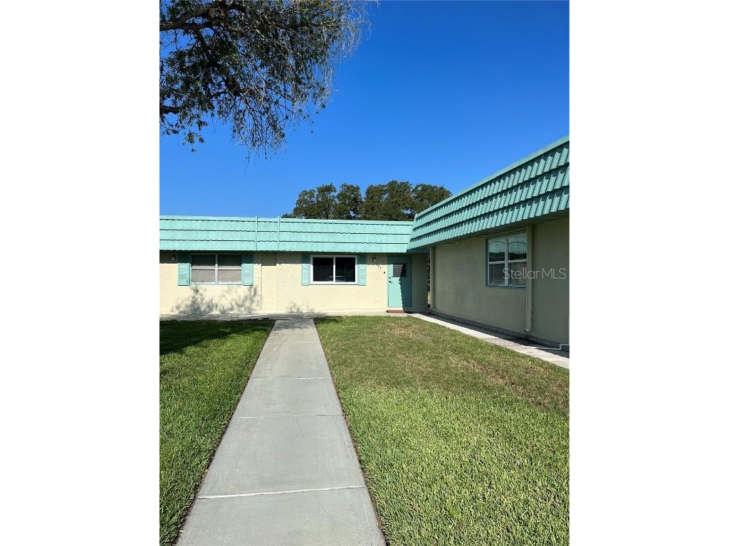 101 Cambridge Trail #207 Sun City Center FL 33573 T3446748 image1