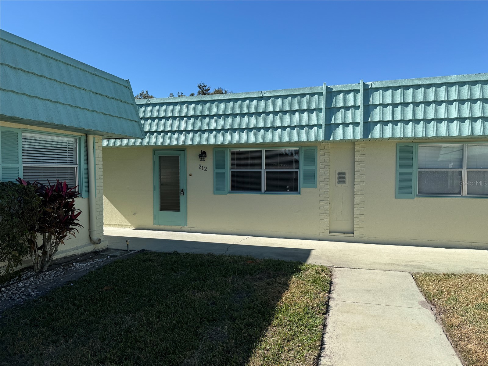 101 Cambridge Trail #212 Sun City Center FL 33573 TB8516346 image1