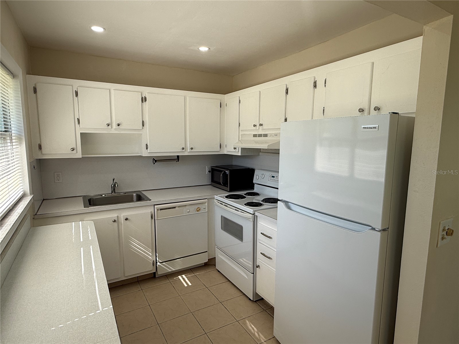 101 Cambridge Trail #212 Sun City Center FL 33573 TB8516346 image6