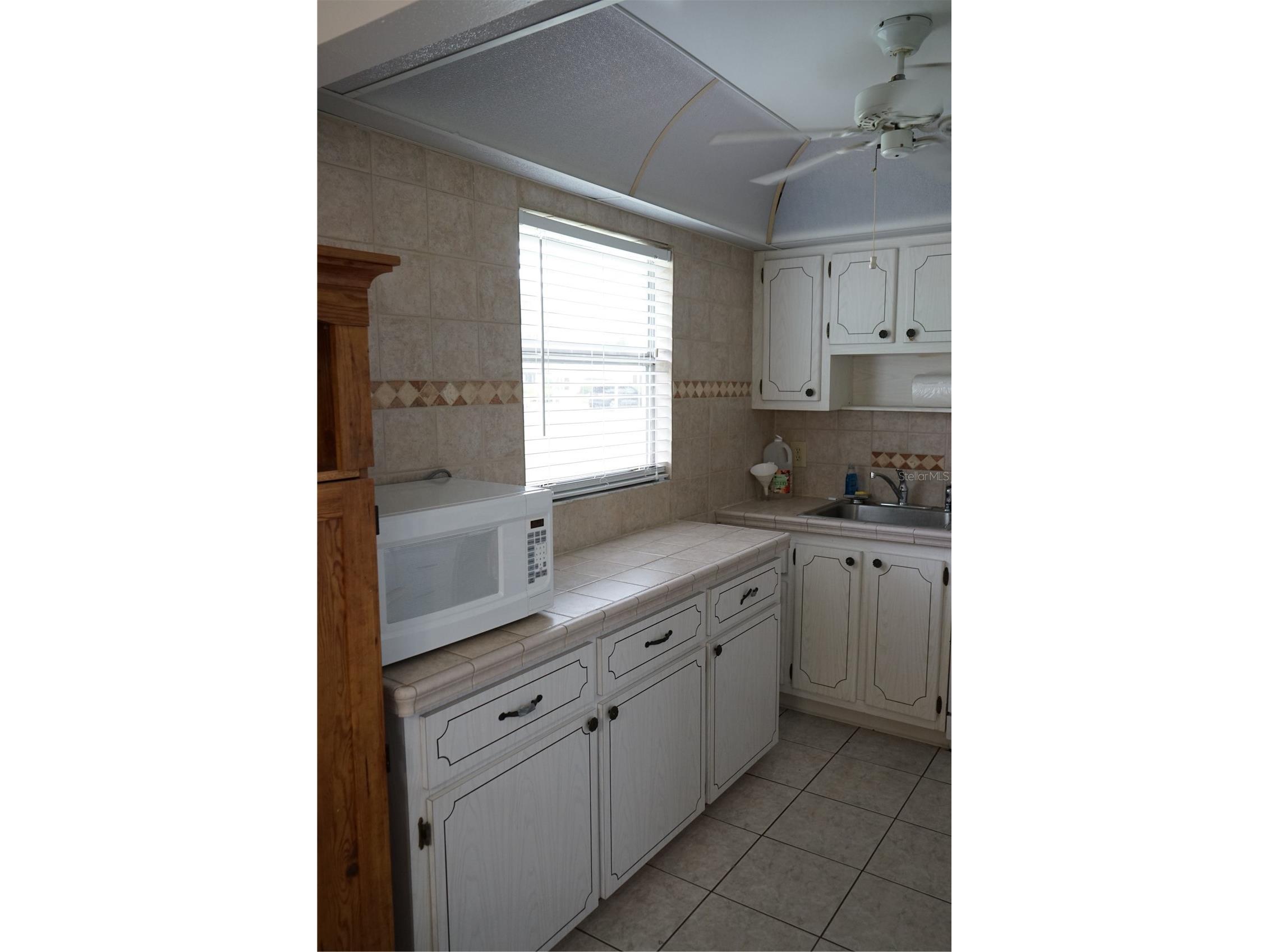 101 Cambridge Trl #205 Sun City Center FL 33573 TB8492075 image6