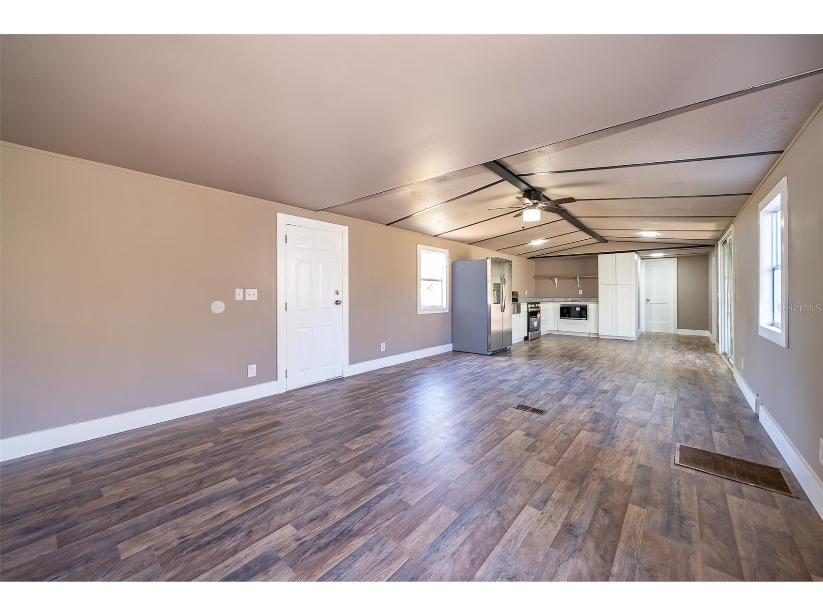 101 Caroline Avenue Lady Lake FL 32159 OM723713 image6