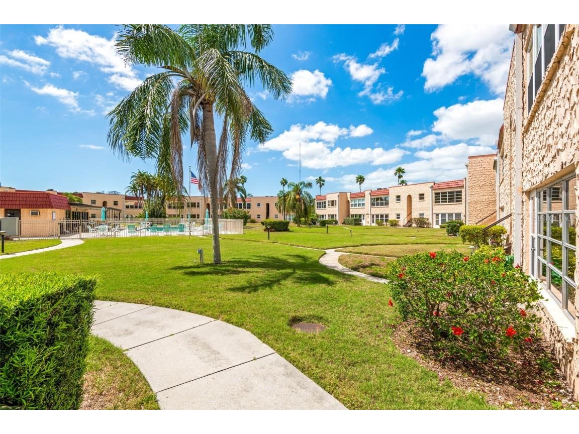 101 Dogwood Circle Seminole FL 33777 TB8444375 image18