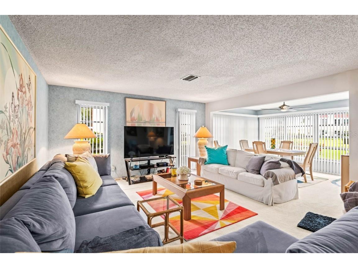 101 Dogwood Circle Seminole FL 33777 TB8444375 image6