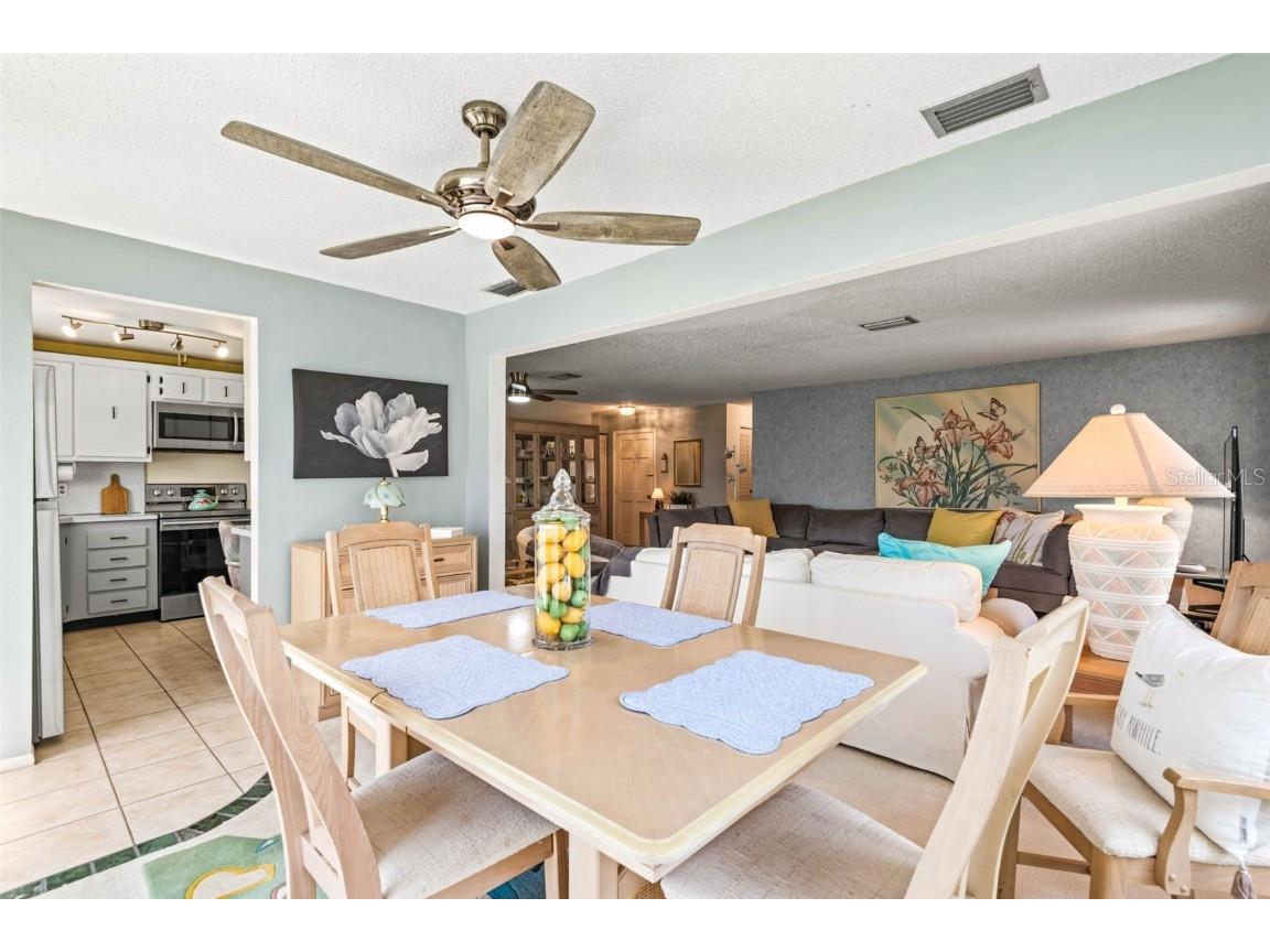 101 Dogwood Circle Seminole FL 33777 TB8444375 image7