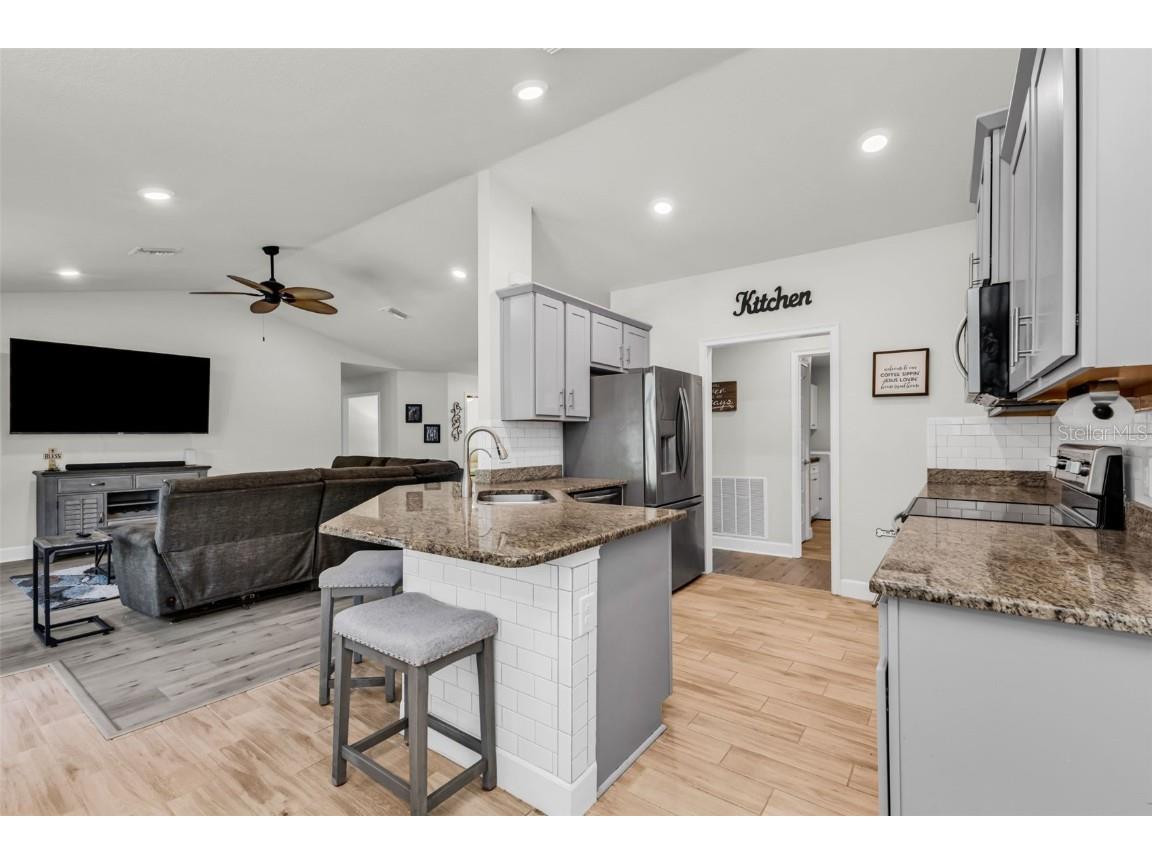 101 Fitzsimons Street Port Charlotte FL 33954 C7515101 image28