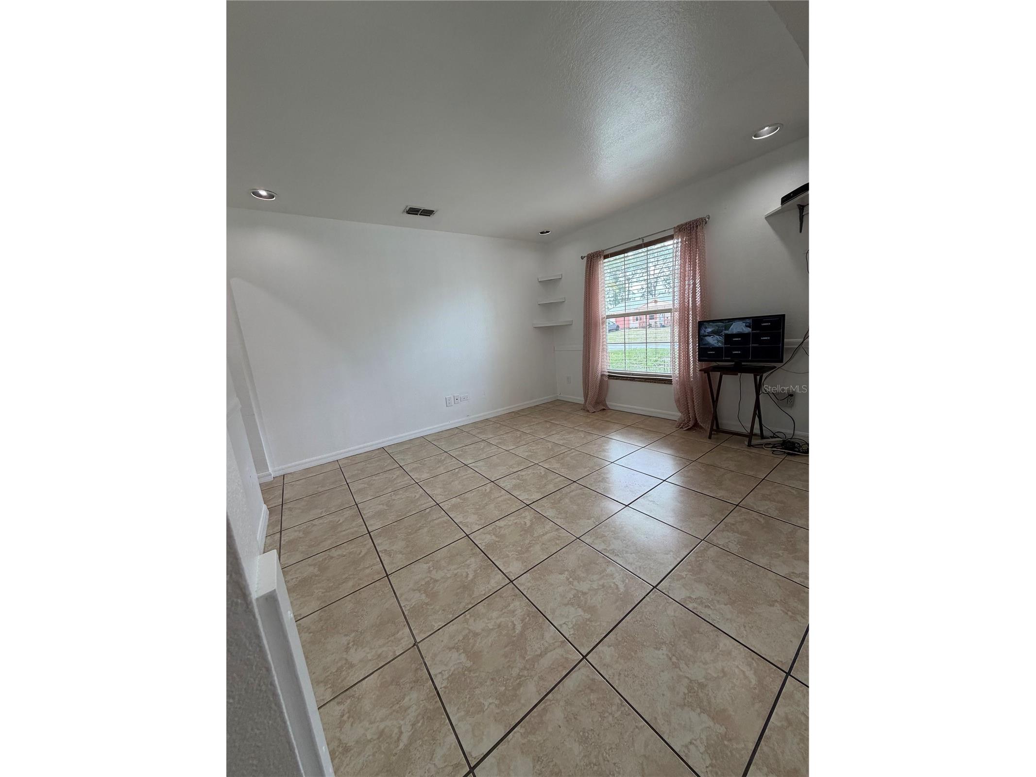 101 Gardenia Road Kissimmee FL 34743 S5149505 image2