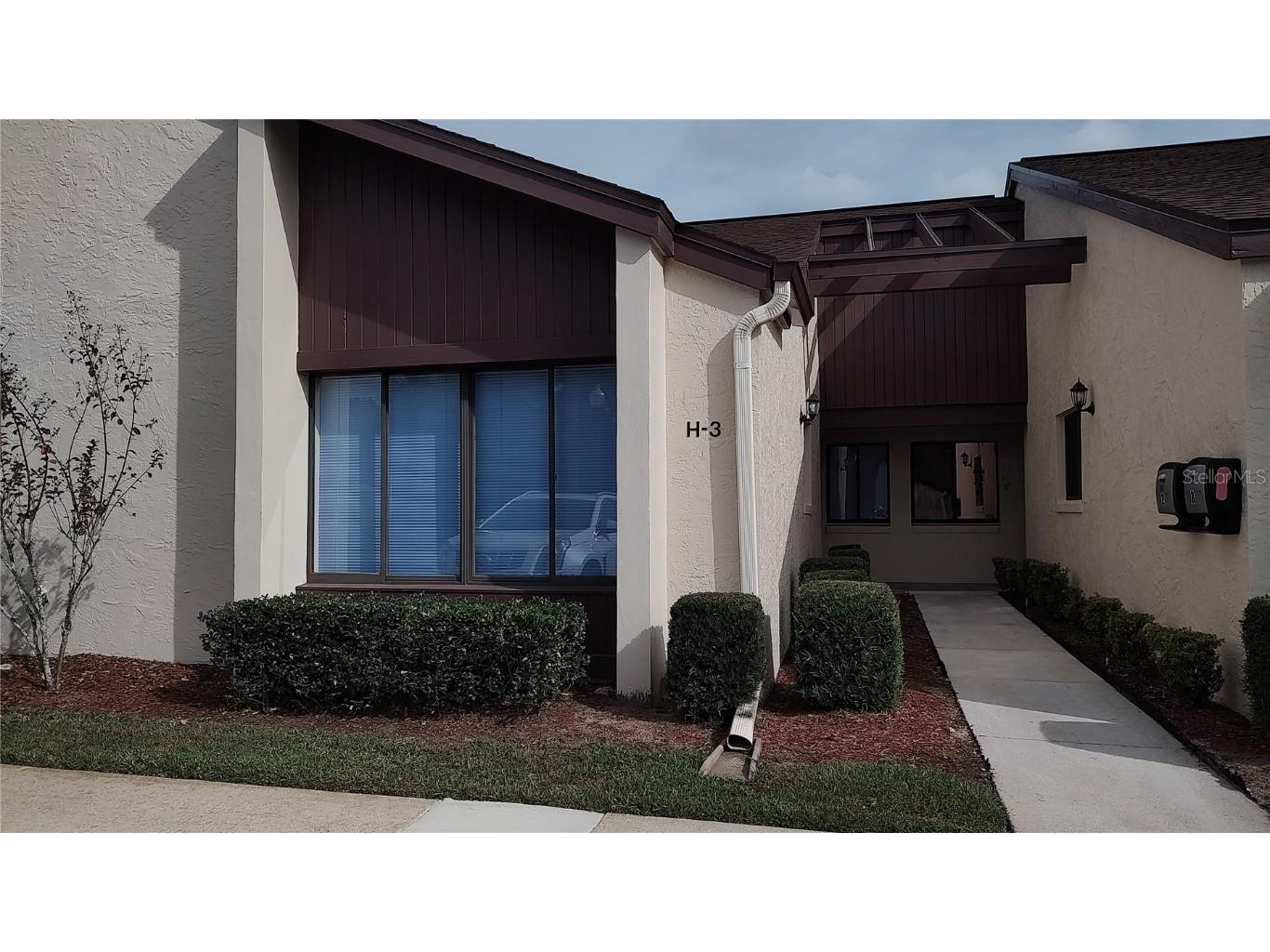 101 Grand Plaza Drive #H30 Orange City FL 32763 V4933409 image1