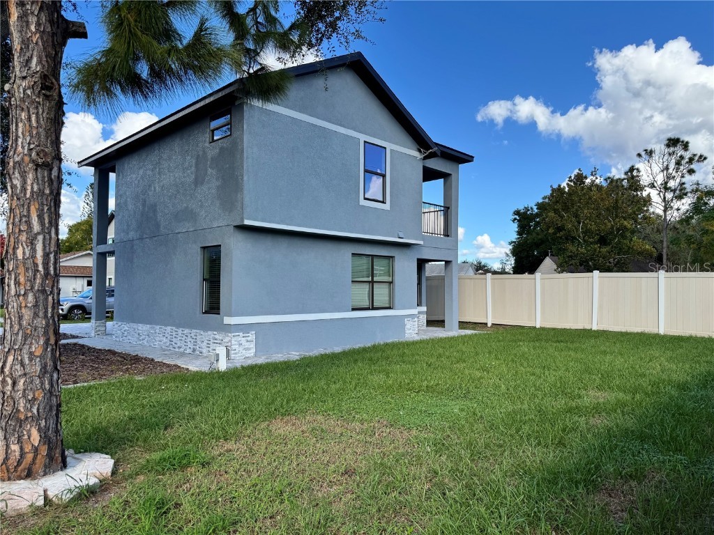 101 Grove Street Orlando FL 32835 O6354197 image4