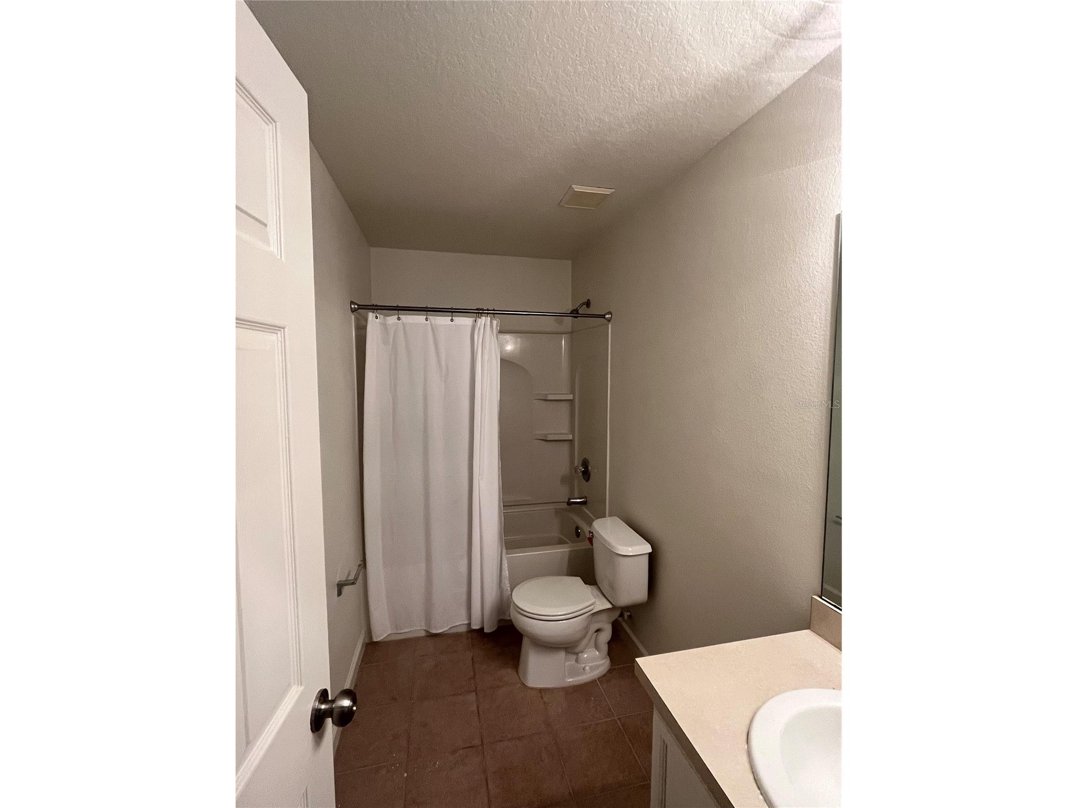 101 Hagge Drive Daytona Beach FL 32124 NS1088653 image47
