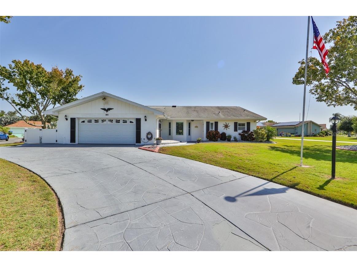 101 Kenley Way Sun City Center FL 33573 T3468161 image1