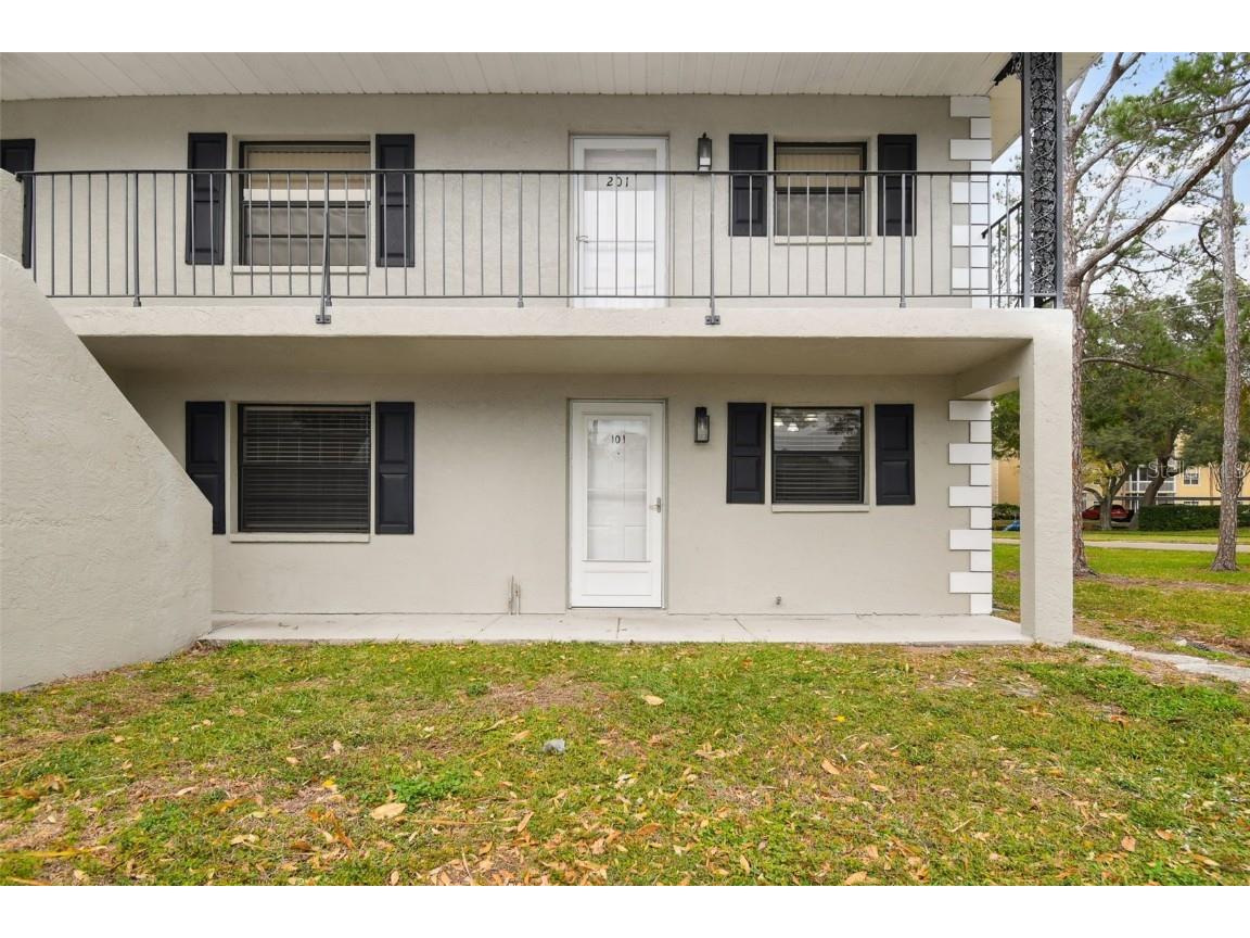 101 Lake Avenue NE #101 Largo FL 33771 T3491657 image1