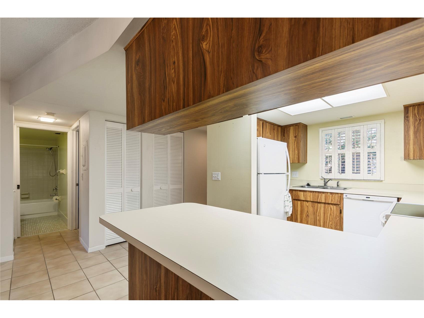 101 Lake Avenue NE #209 Largo FL 33771 TB8469527 image11
