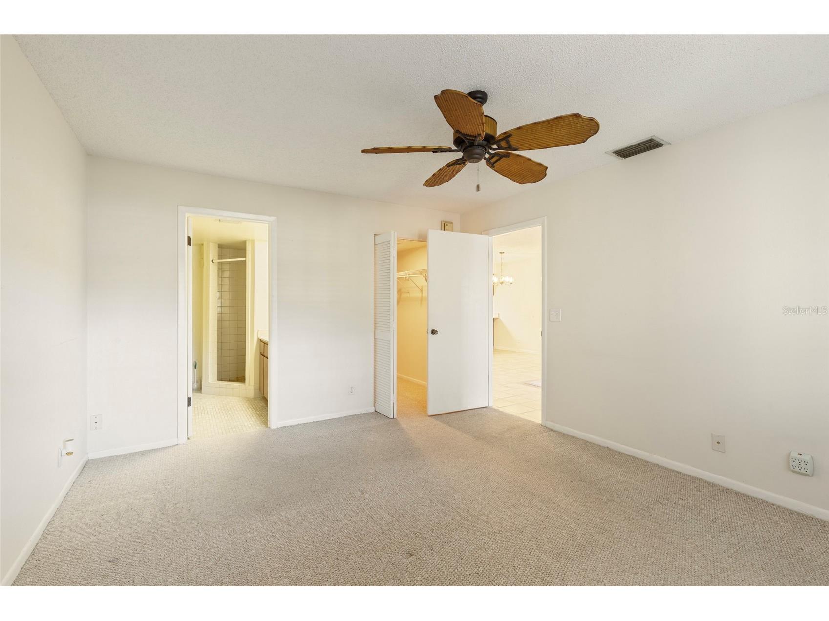 101 Lake Avenue NE #209 Largo FL 33771 TB8469527 image2