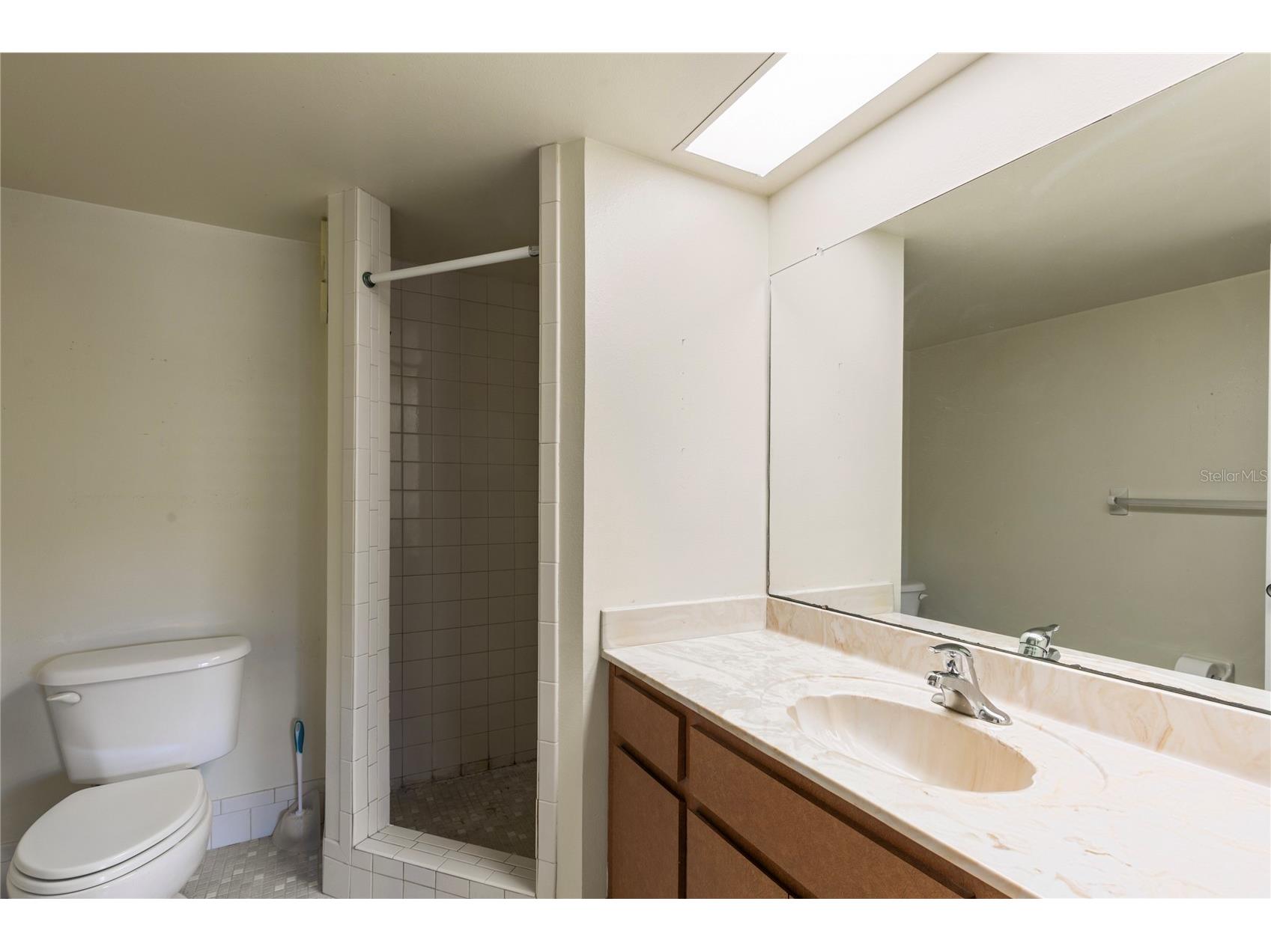 101 Lake Avenue NE #209 Largo FL 33771 TB8469527 image4