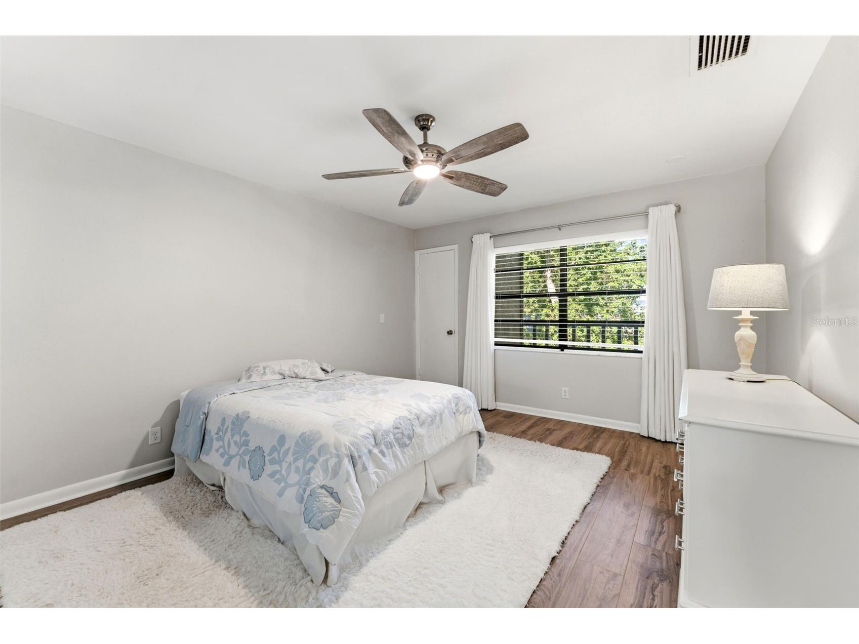 101 Lake Avenue NE #215 Largo FL 33771 TB8524608 image23