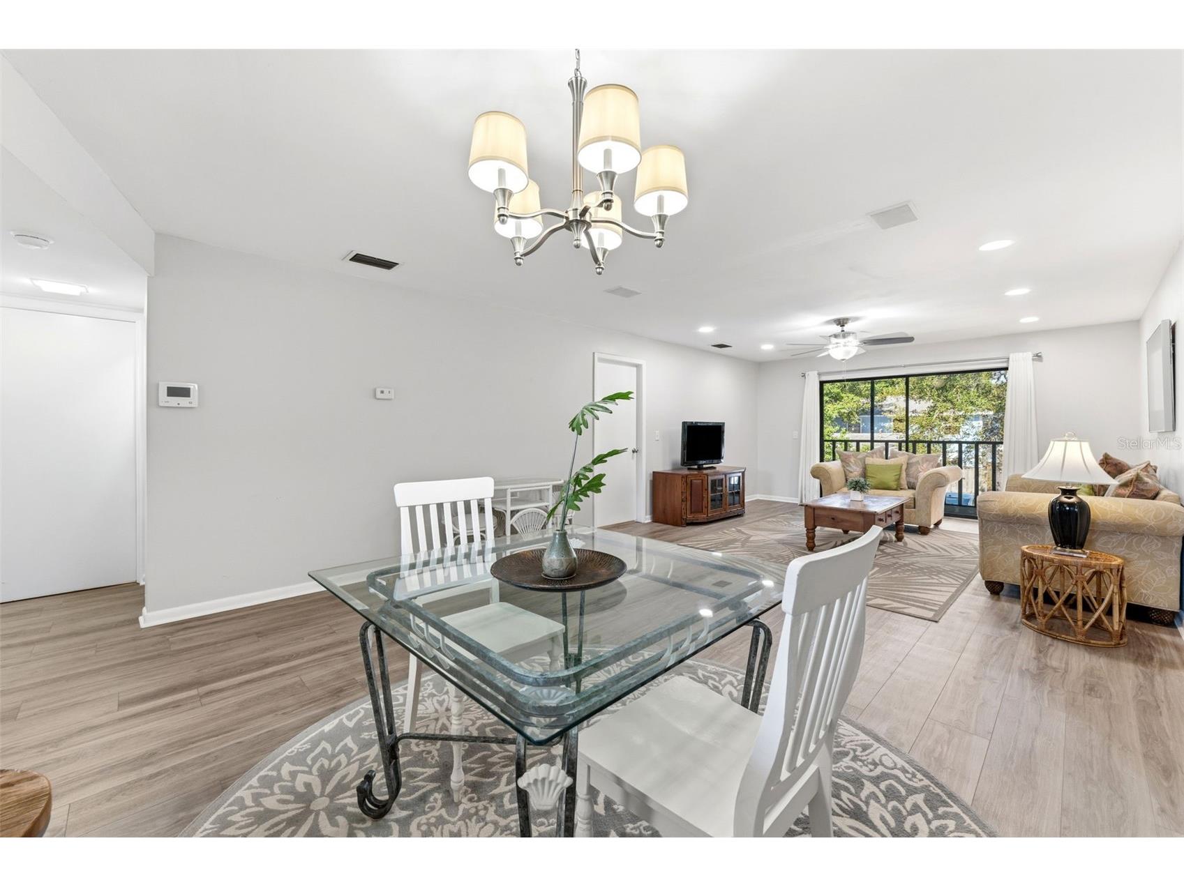 101 Lake Avenue NE #215 Largo FL 33771 TB8524608 image4